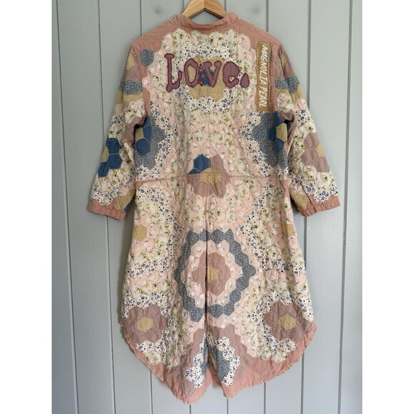Magnolia Pearl Quiltwork Emmett Jacket O/S Tapestry Love Applique Snap Front - Picture 1 of 7